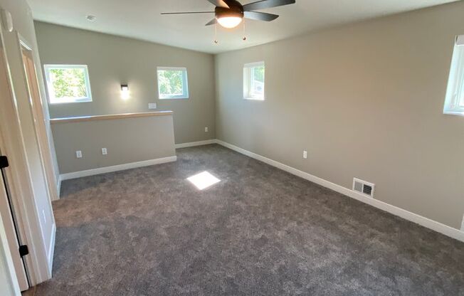 2 beds, 2 baths, 956 sqft, $2,195, Unit 2644-306