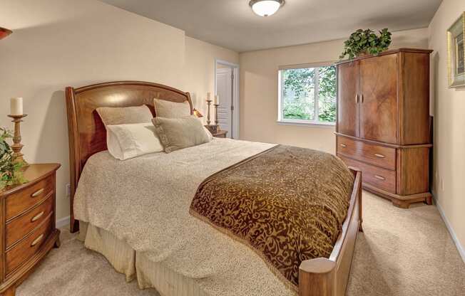 Admirals Cove Bedroom