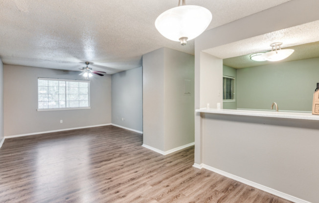 1 bed, 1 bath, 1,031 sqft, $1,455