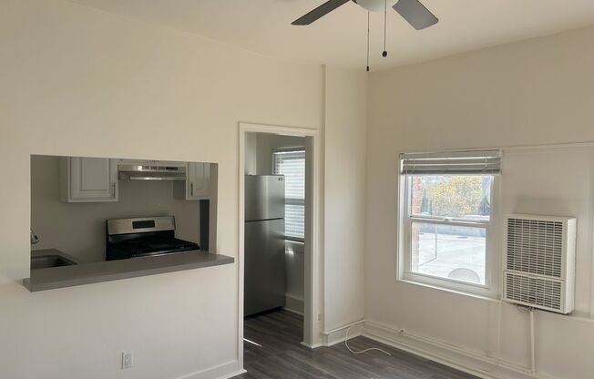 Studio, 1 bath, 400 sqft, $1,495, Unit 0404