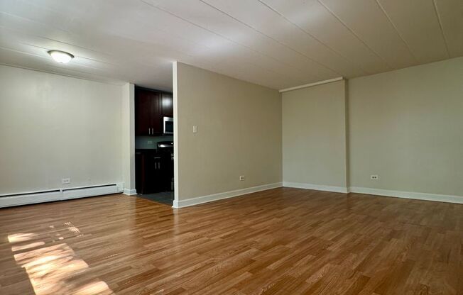 7301 N. Ridge