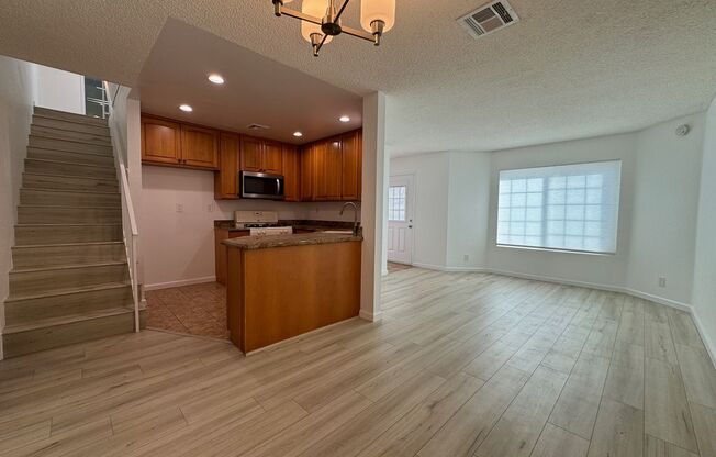 Remodeled 3 bedroom 2.5 bathroom townhouse