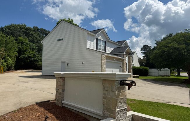 Lexington - COMMERCIAL Property