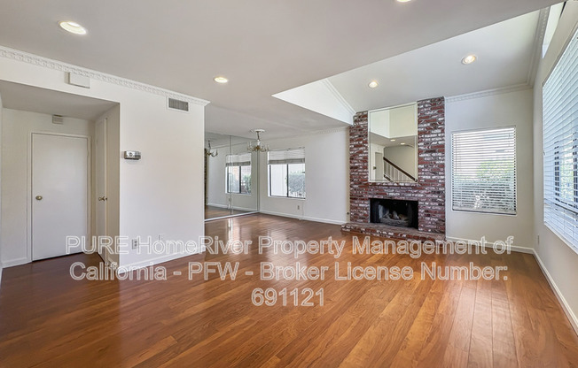 6865 VLY CIR BLVD