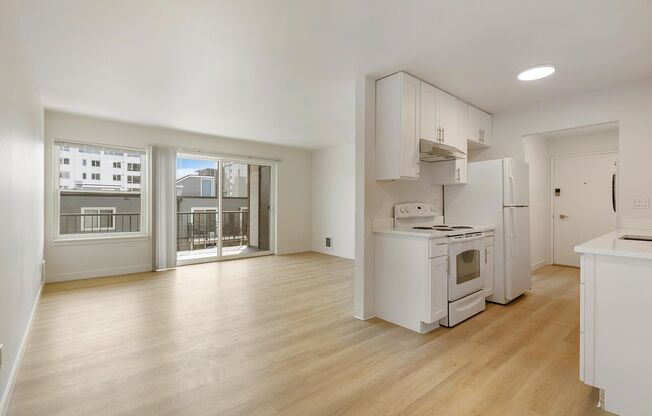 1 bed, 1 bath, 766 sqft, $2,225, Unit 102