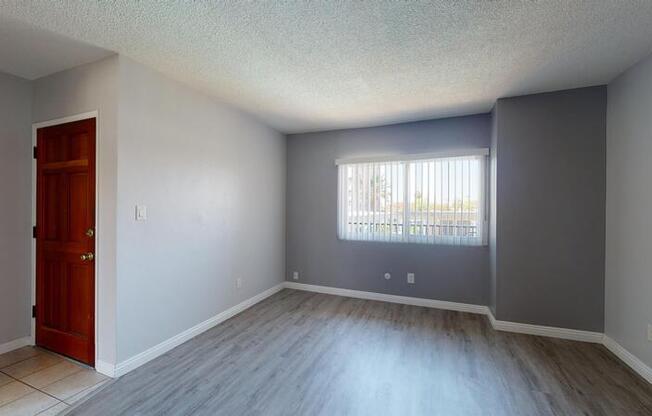 1440 LINCOLN AVE - 14