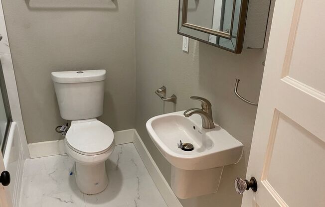 Studio, 1 bath, 667 sqft, $2,185