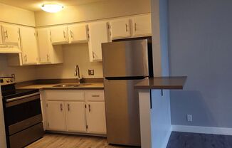 1 bed, 1 bath, 800 sqft, $1,990, Unit UNIT 2