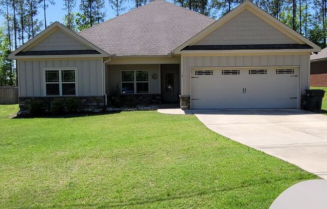 near Fort Moore 4 bedroom 2 bath house for rent