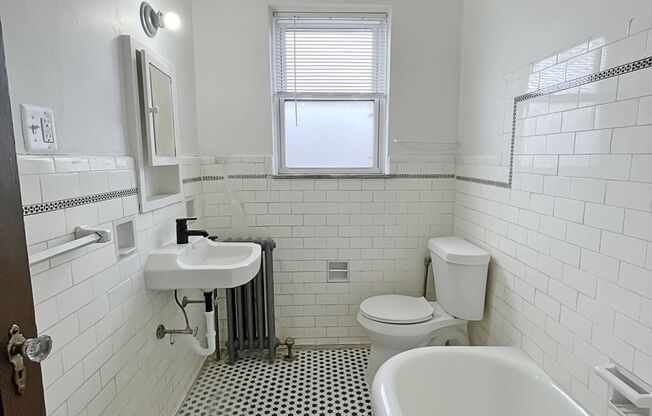 1 bed, 1 bath, 600 sqft, $1,038, Unit 403