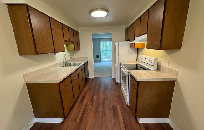 Village Monroe Apartments