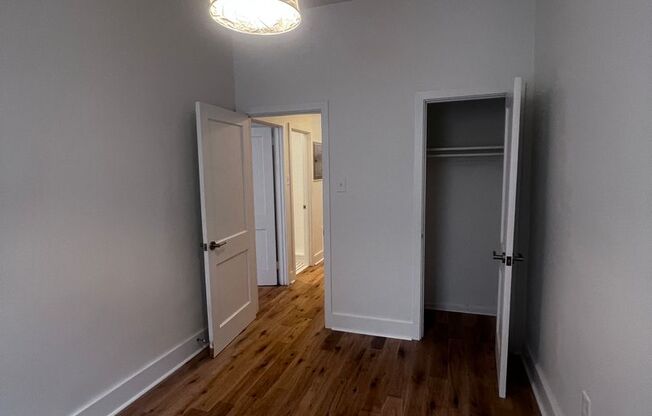 2 beds, 1 bath, 850 sqft, $1,299, Unit WS703A