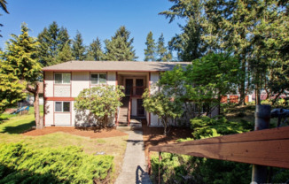 8024 W BICENTENNIAL LOOP