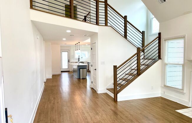 Welcome to this beautifully renovated 3-bedroom, 2.5-bathroom home in Atlanta, GA.