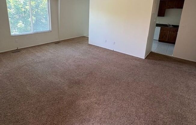 2 Bedroom Apartment in Holladay!