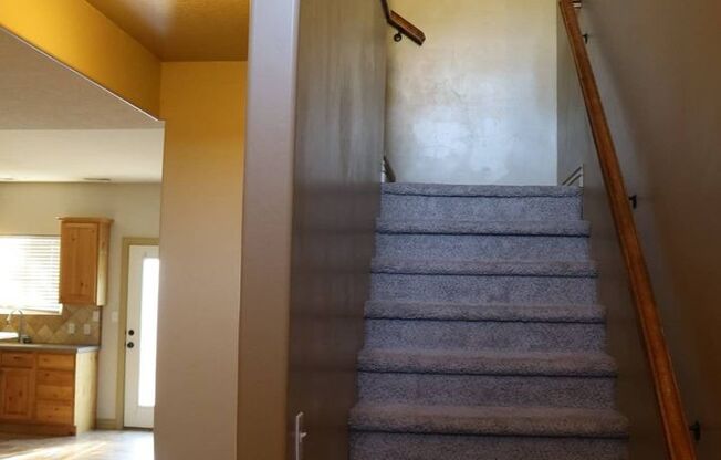 3 bed 2.5 bath townhome in Salem