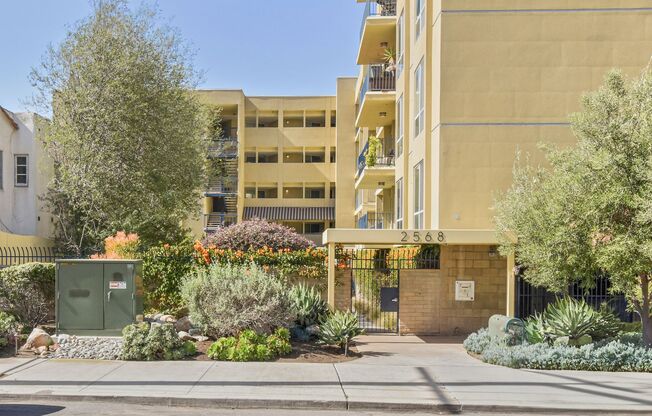 2 beds, 2 baths, $3,500, Unit # 3 A