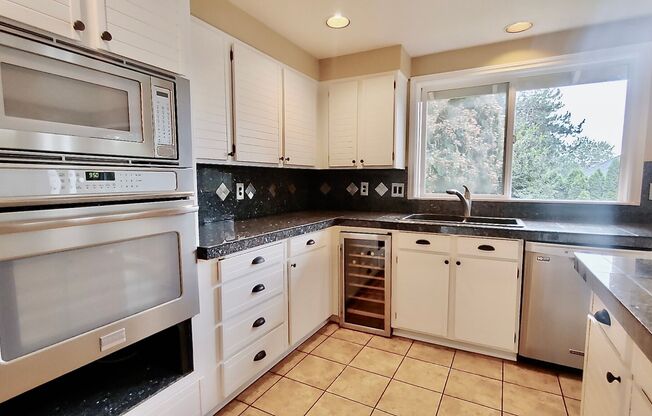 Welcome to this Gorgeous 4 Bedroom Home in the Desirable Westlake Neighborhood in Lake Oswego! Fresh Paint Throughout