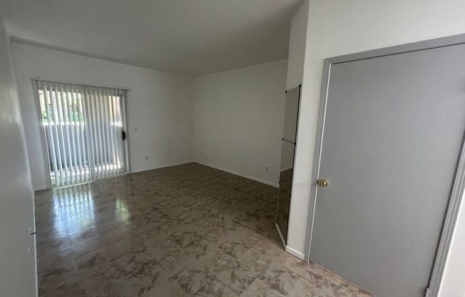 2 beds, 2 baths, $1,395, Unit 1101