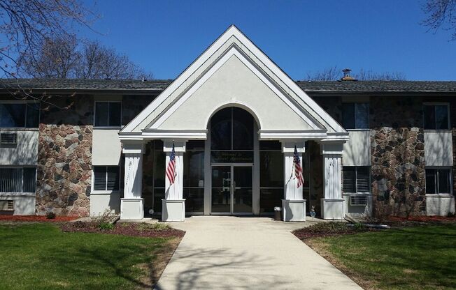 2 beds, 1.5 baths, 950 sqft, $1,174, Unit 248