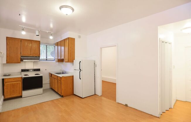 1 bed, 1 bath, $2,225, Unit #1