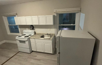 2 beds, 1 bath, $1,125, Unit Unit 73