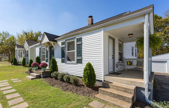 LEASING SPECIAL Cozy East Nashville 3 Bedroom Bungalow