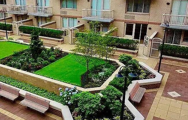 Studio, 1 bath, 430 sqft, $3,500, Unit 4BB