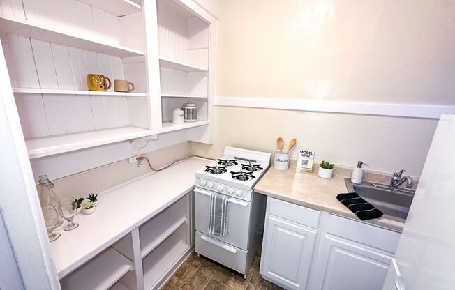 1 bed, 1 bath, 500 sqft, $1,550, Unit 403