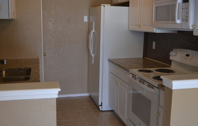 3 beds, 2 baths, $1,195