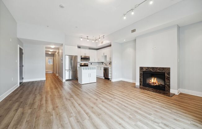 Available Now! 1 Bedroom + Den In Adams Morgan/ Dupont/ U Street