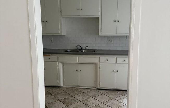 Regency Townhouse Apartments