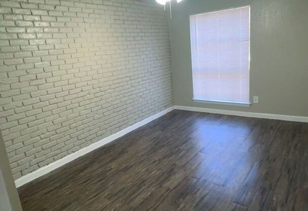 2 beds, 1 bath, 953 sqft, $1,399, Unit 506