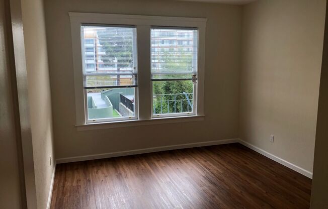 1 bed, 1 bath, $2,650, Unit # 7