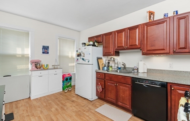 23 BENTLEY ST