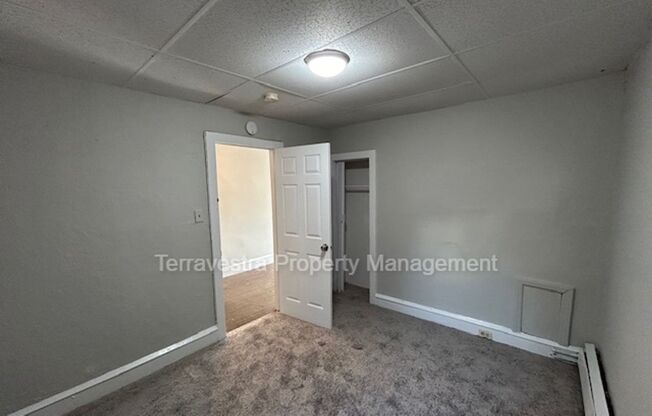 3 beds, 1 bath, $1,750