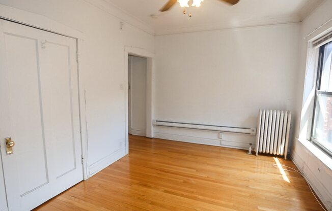 2890 N Clark St, Chicago IL 1