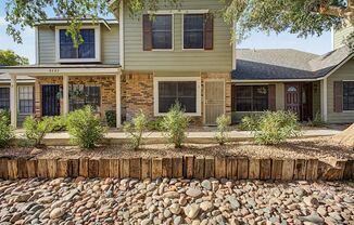 2 bed, 2.5 bath Townhouse in Ahwatukee