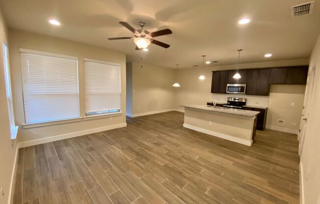 3 Bed 2 Bath Townhome ~ New Braunfels TX