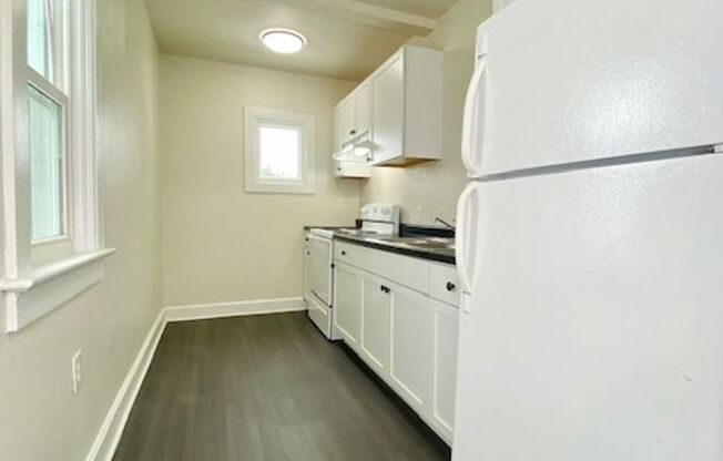 1 bed, 1 bath, 700 sqft, $845