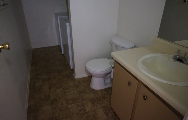 2 beds, 1.5 baths, $1,250