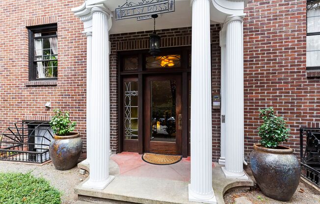 Capitol Hill Condo ~ Betsy Ross Condominiums