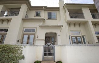 1362 BAYSIDE CIRCLE