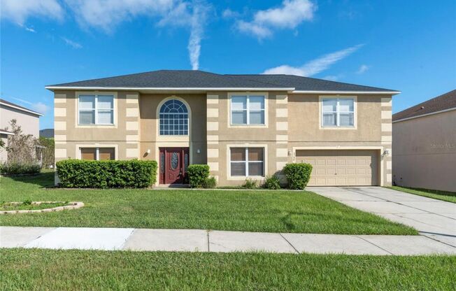 5 Bedroom Pool Home in Clermont! 1/2 MONTH'S RENT FREE