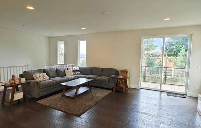 14660 36 AVE NE