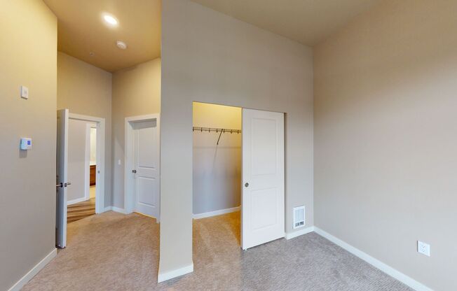 2 beds, 2 baths, 1,154 sqft, $3,330, Unit 401
