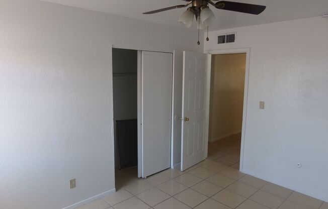 2 beds, 1 bath, $1,000