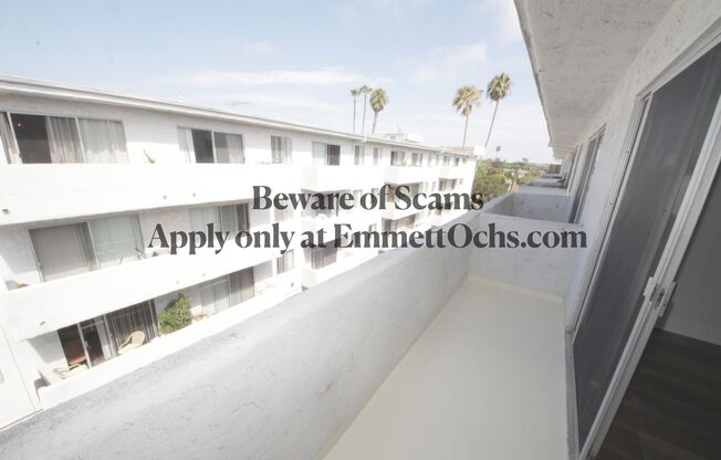 1 bed, 1 bath, $2,295, Unit 35-231