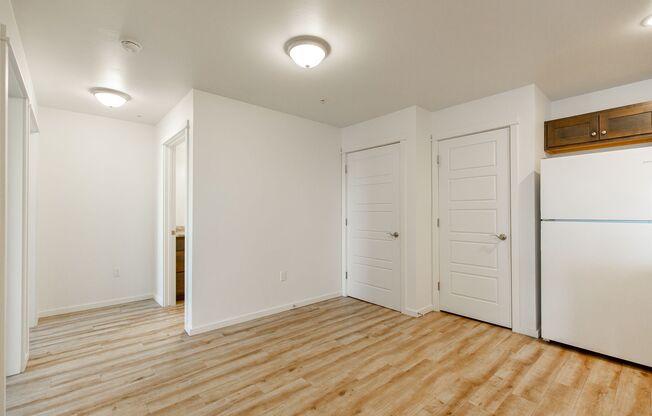 2 beds, 2 baths, 952 sqft, $1,695, Unit 116-205