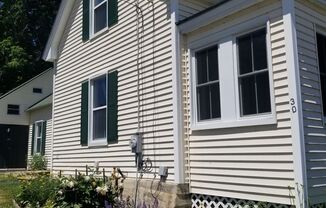 2 beds, 1 bath, $2,050